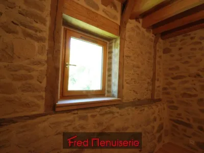 fenêtre mélèze lasurée usine